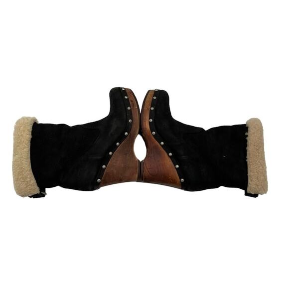UGG Australia Carnegie Studded Wood Stacked Sheepskin Sherpa Black Booties Sz 7 - Picture 3 of 12